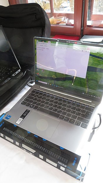 PC mit Braillezeile