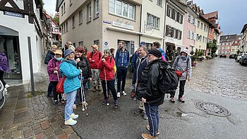 Die Gruppe hatte sichtlich Spaß - alle lachen.