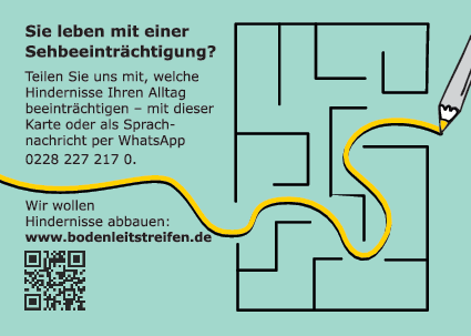 Die Vorderseite der Postkarte zeigt ein Labyrinth auf mintgrünem Grund. Der Text fordert auf, Hürden und Barrieren, die den Alltag behindern, mithilfe der Karte an PRO RETINA zu melden. 