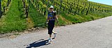 Anne Kinski unterwegs im Weinberg Anne Kinski unterwegs im Weinberg