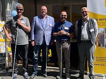Gruppenfoto mit 4 Aktiven von 18 Aktiven, Sonntag 22.05.2022