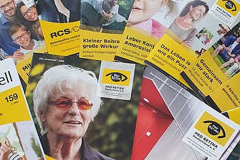 Broschüren der PRO RETINA Bild von diversen Broschüren der PRO RETINA