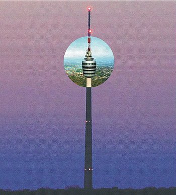 Ein trüb-dunkles unscharfes Bild des Stuttgarter Fernsehturms. In einem scharfen kontrastreichen kleinen runden Ausschnitt ist der Korb mit Restaurant und Aussichtsplattform des Turms klar zu sehen, was an den Tunnelblick eines RP-Betroffenen erinnert.