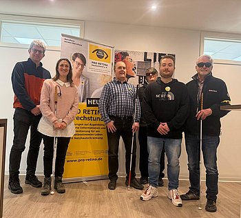Das Blid zeigt die gewählten Landesansprechpartner in Rheinland Pfalz. In der Mitte mit dabei der Vereinsvorsitzende der Proretina Stefan Küster