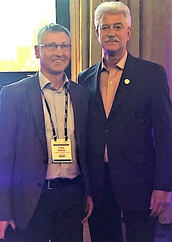 Franz Badura im Gespräch mit Prof. Dr. Steve Fliesler, Fotonachweis: PRO RETINA